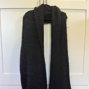 ALLSAINTS Oversized Knit Scarf. Black.